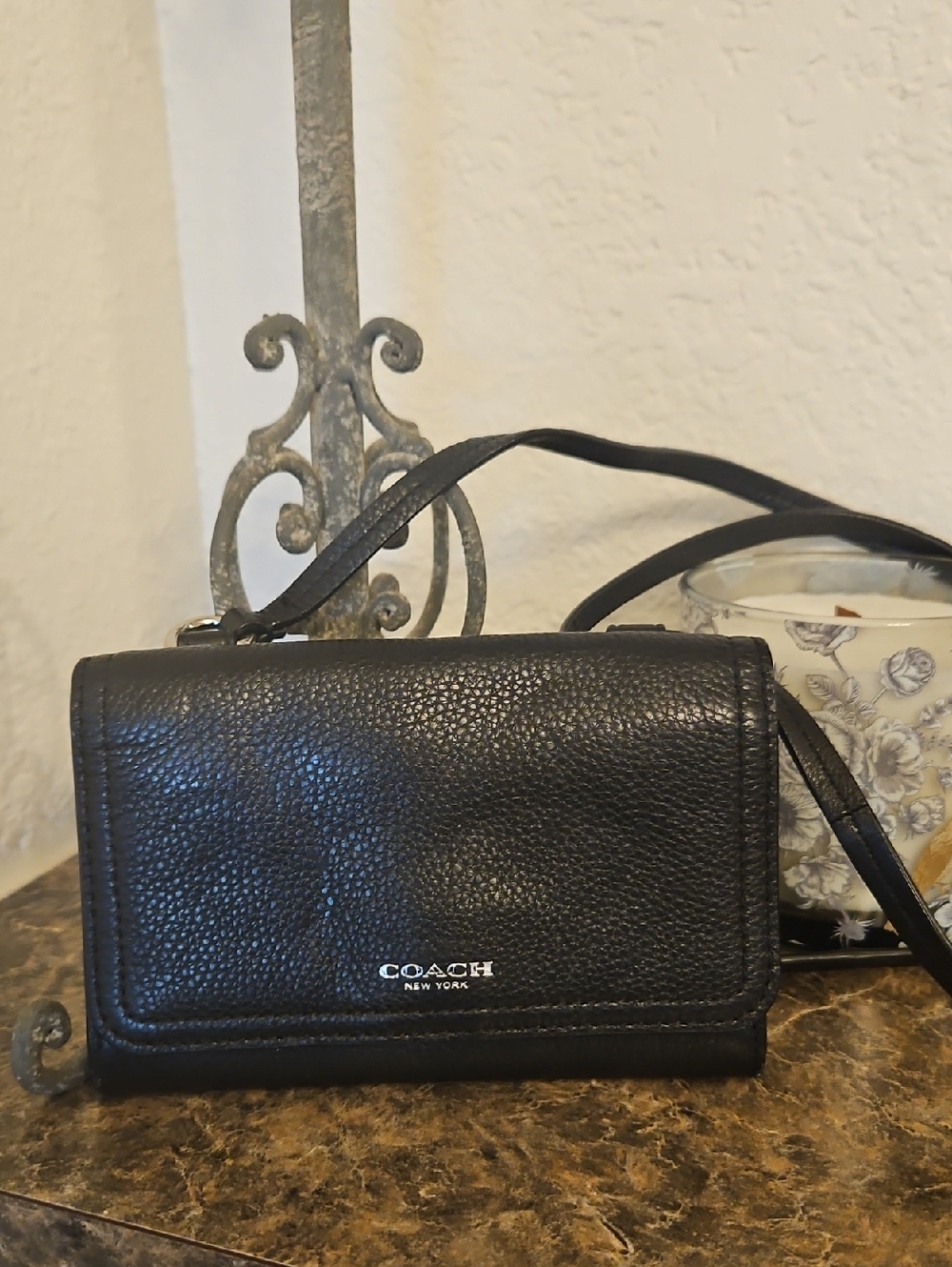 Vintage Coach Black Pebbled Leather Crossbody Wallet Purse